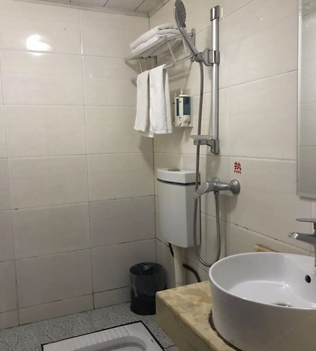 高级大床间