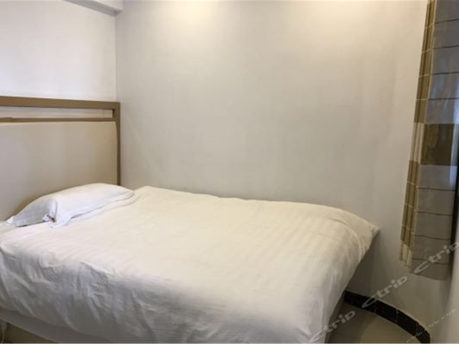 普通单人间(公共卫浴)