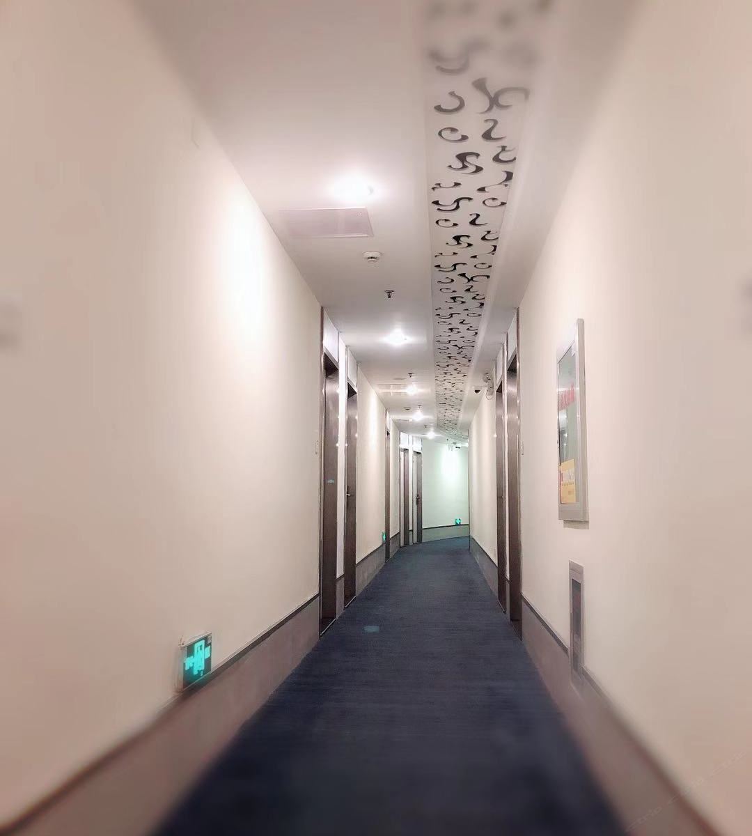 特惠大床房