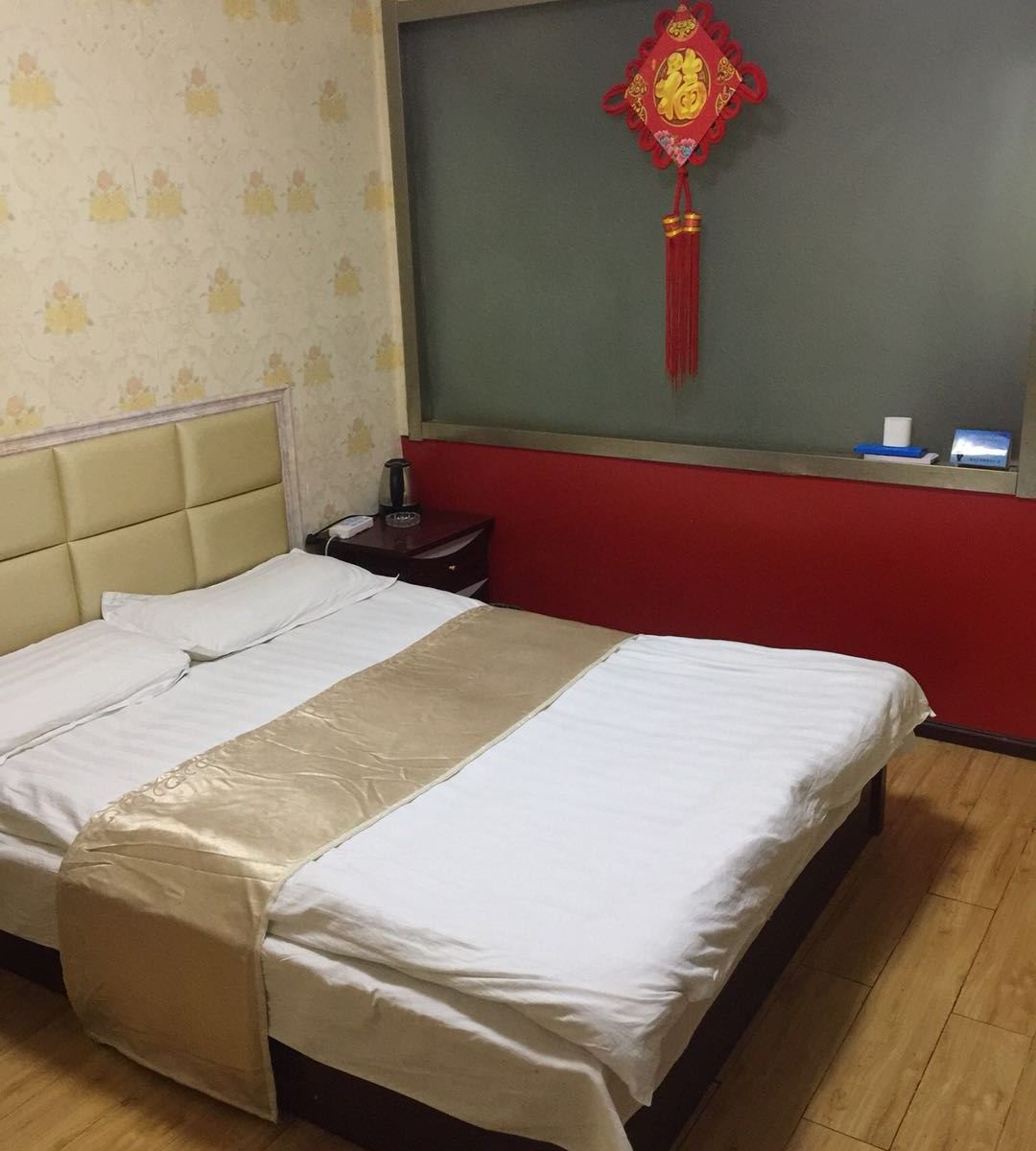 商务大床房
