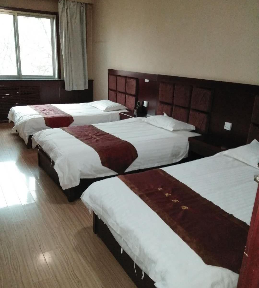 商务三人间