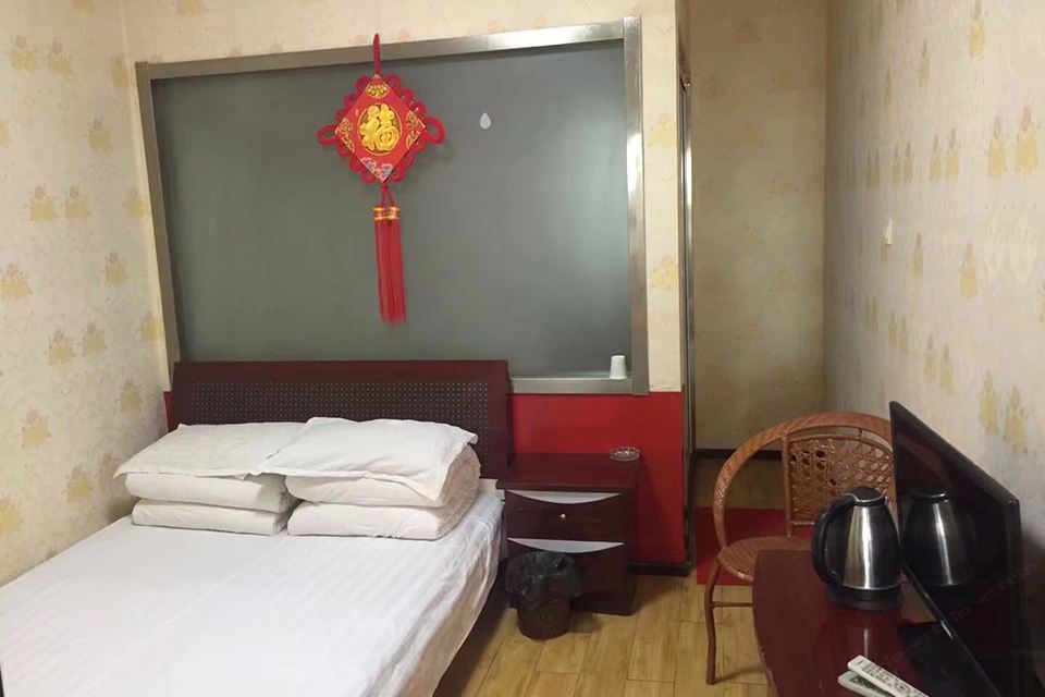 标准大床房