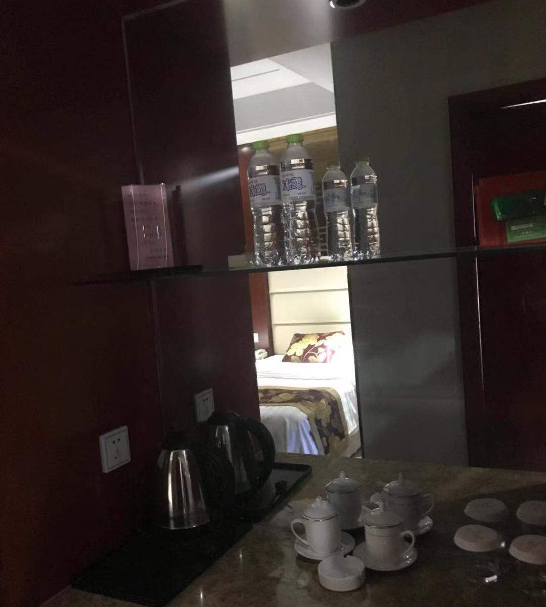 特惠标准间(无窗）