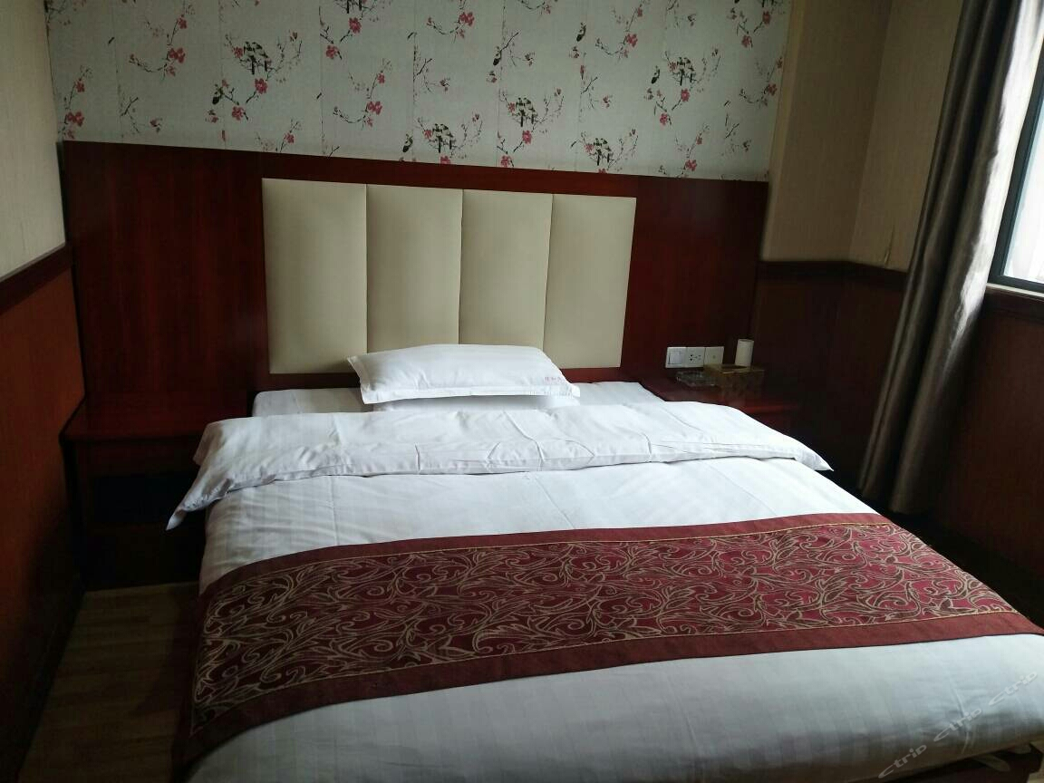 特价间