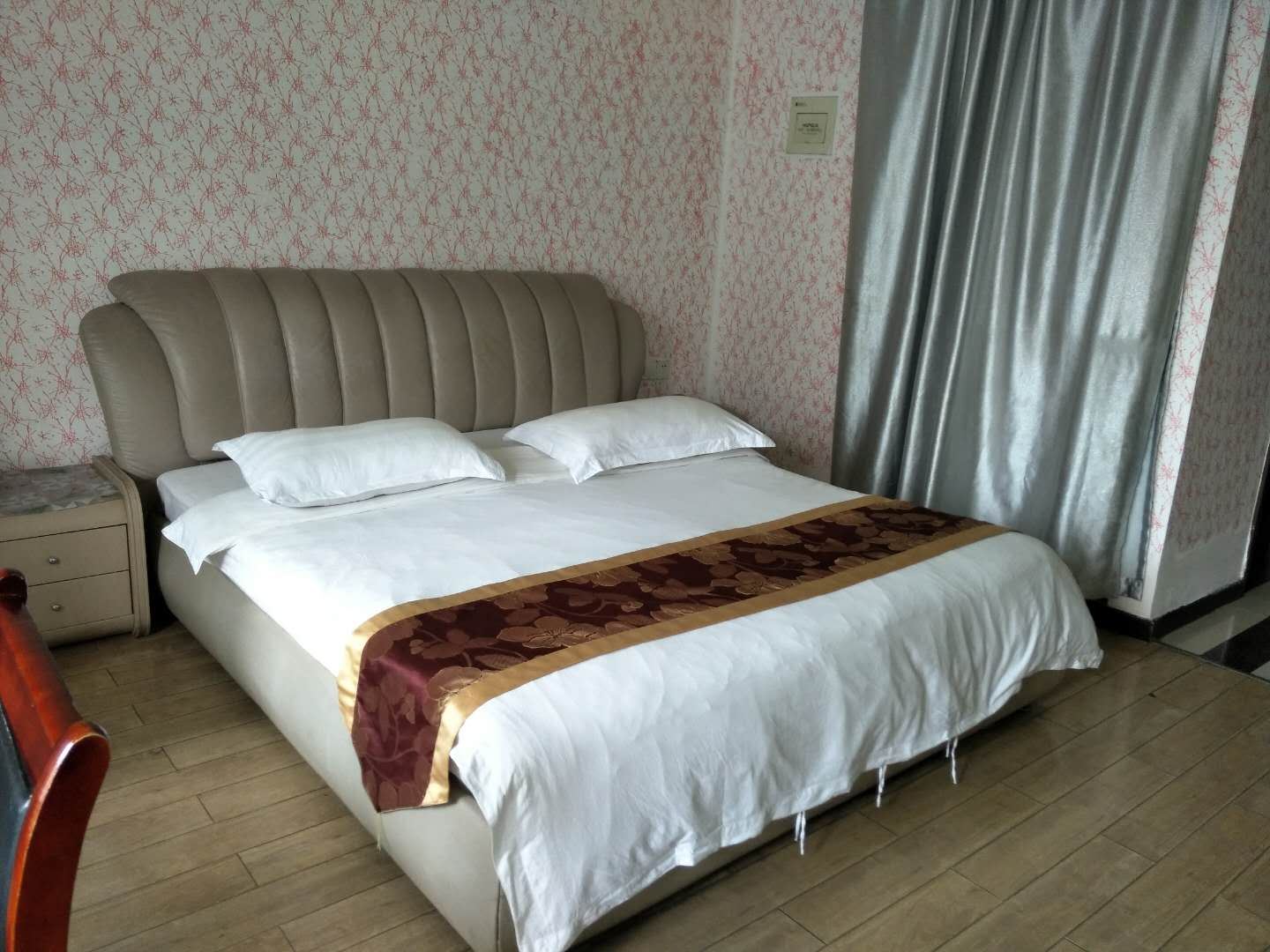 豪华麻将房