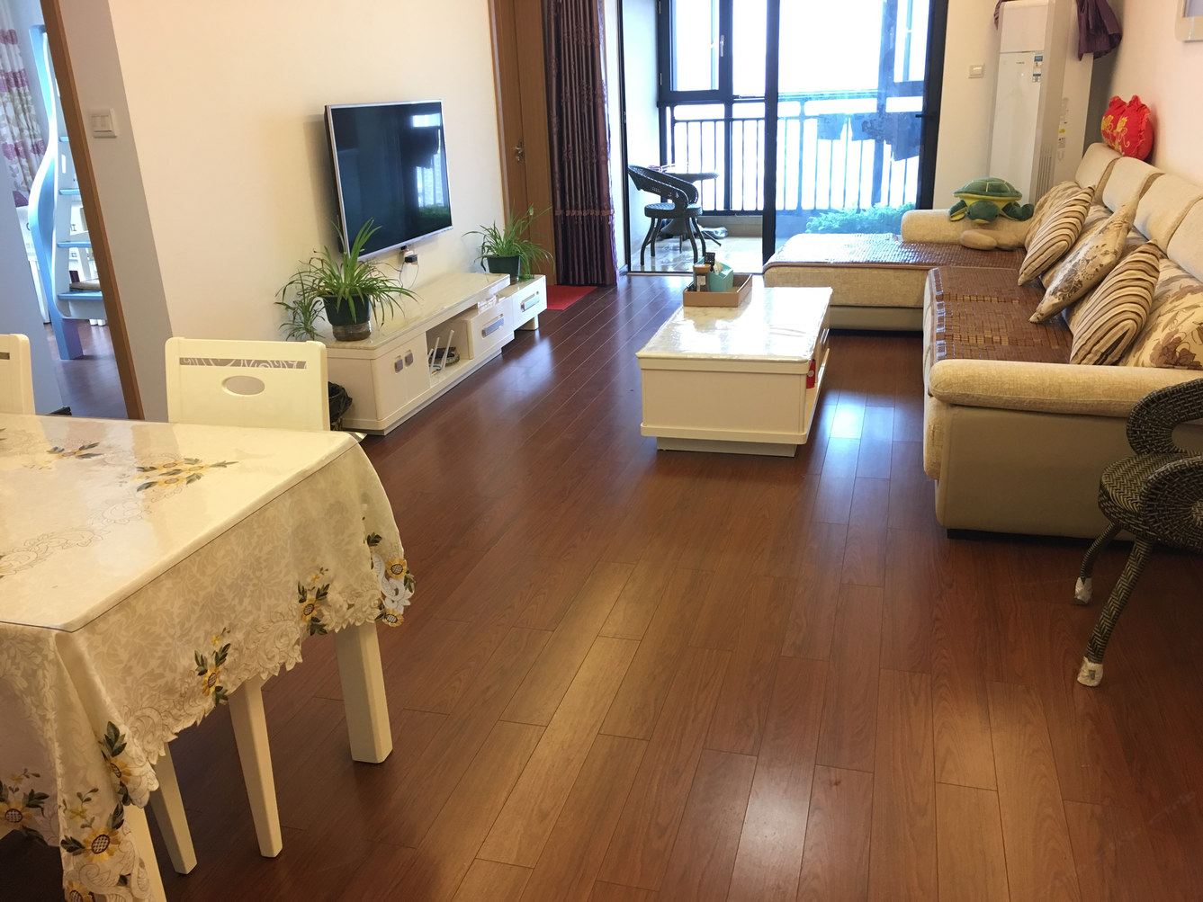 舒适温馨家庭房
