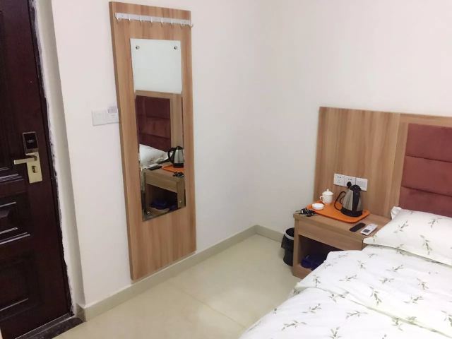 豪华大床房