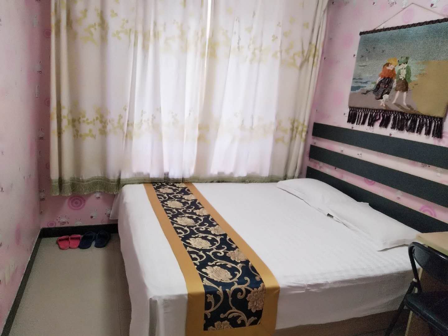 精品大床房(公共卫浴)