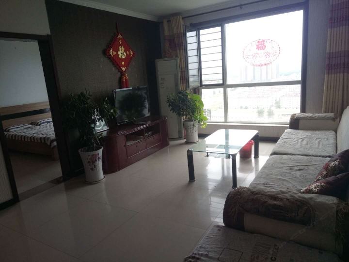 一房一厅大床房