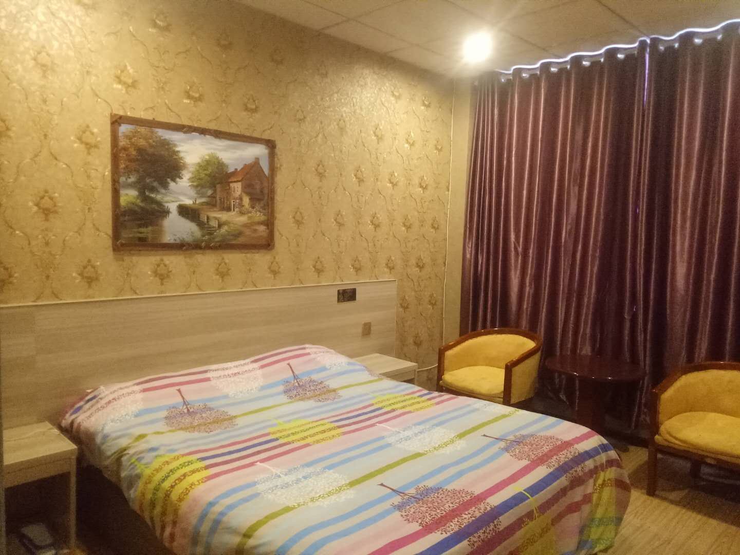 商务大床房