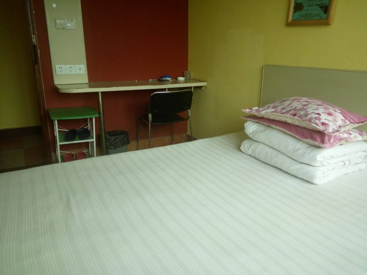 豪华大床房