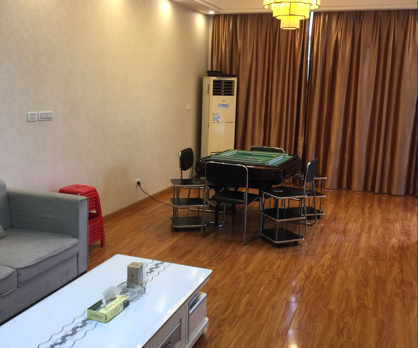 棋牌套房