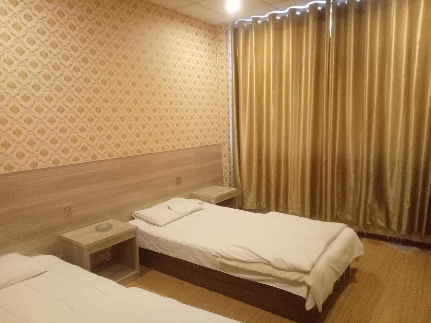 普通双床房