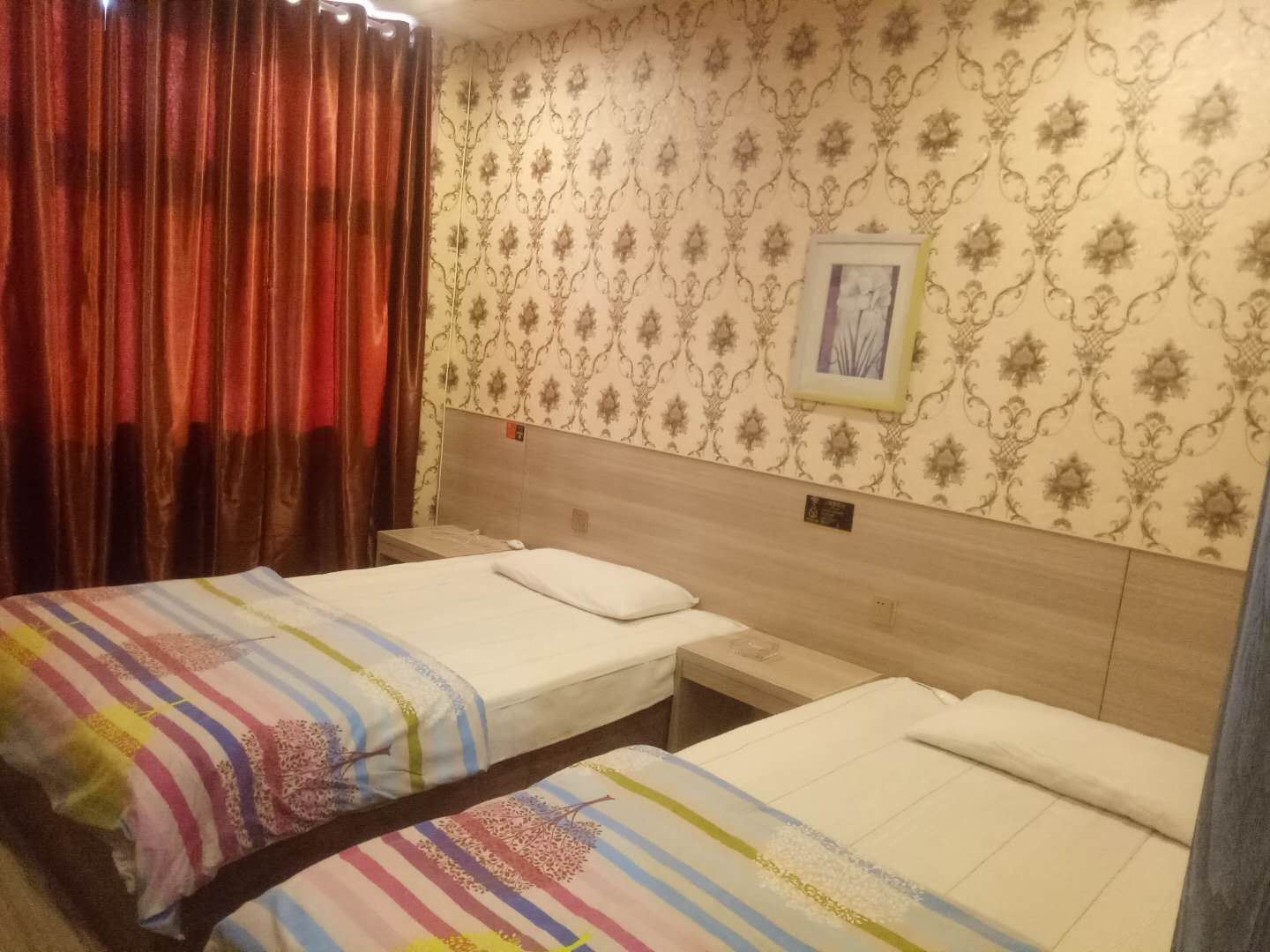 双床房