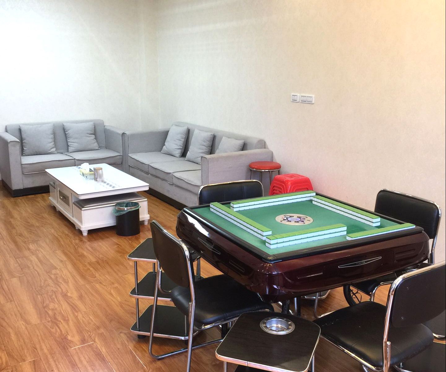 棋牌套房
