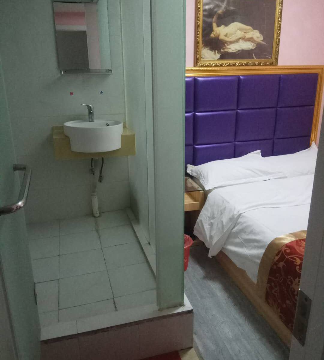 汉街温馨单间