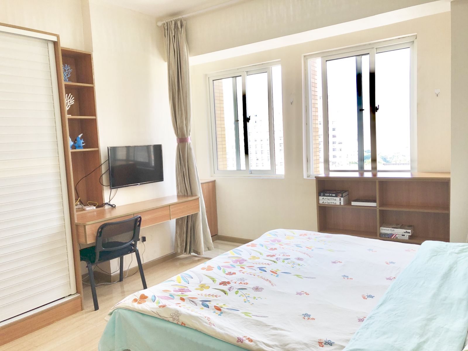 一抹蓝地中海景观大床房