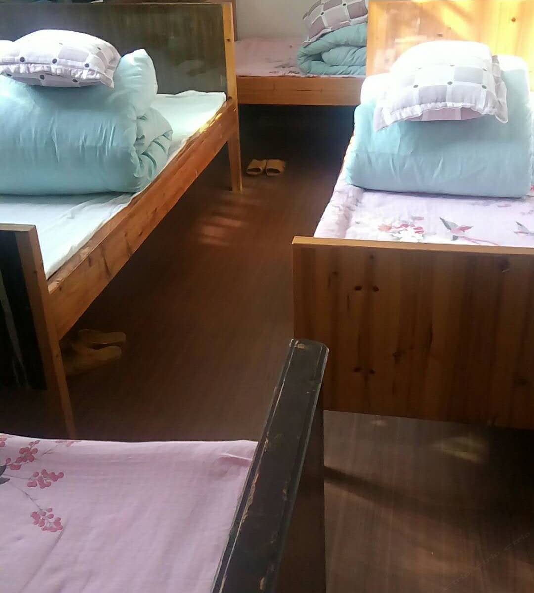 标准四人间