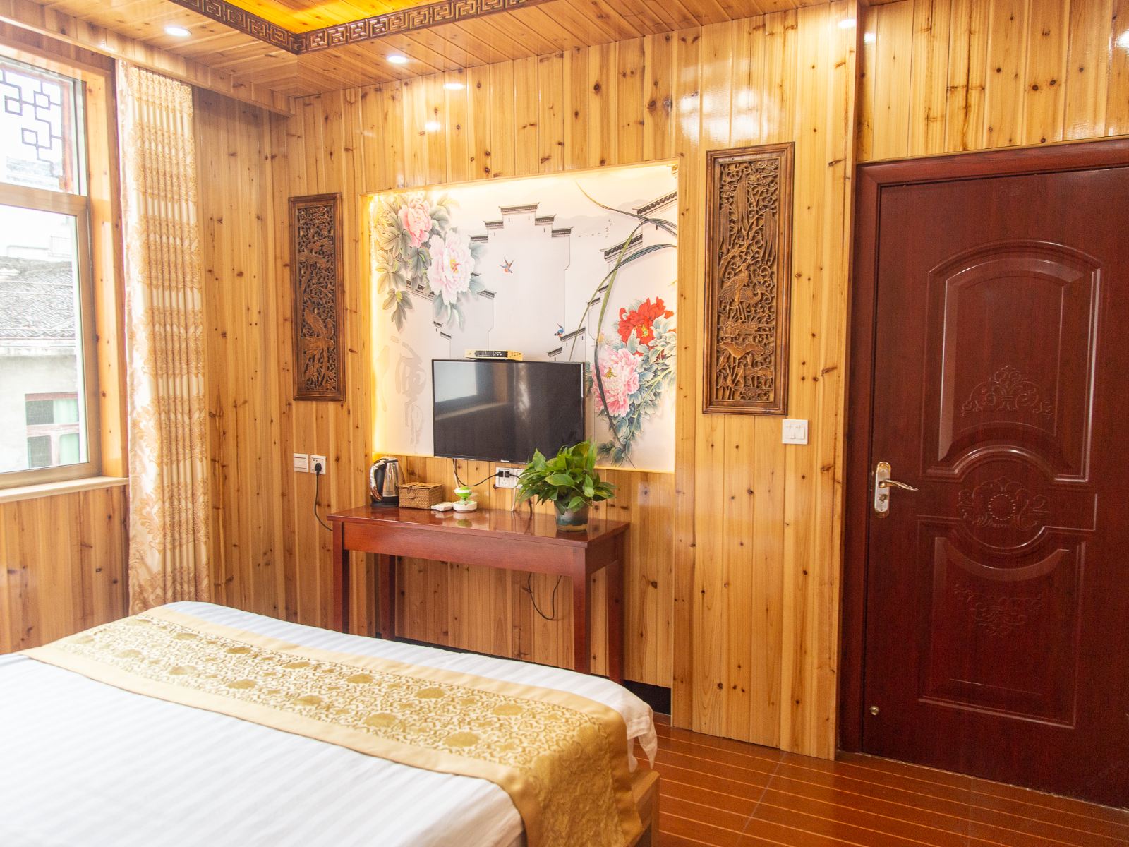 徽韵木屋大床房