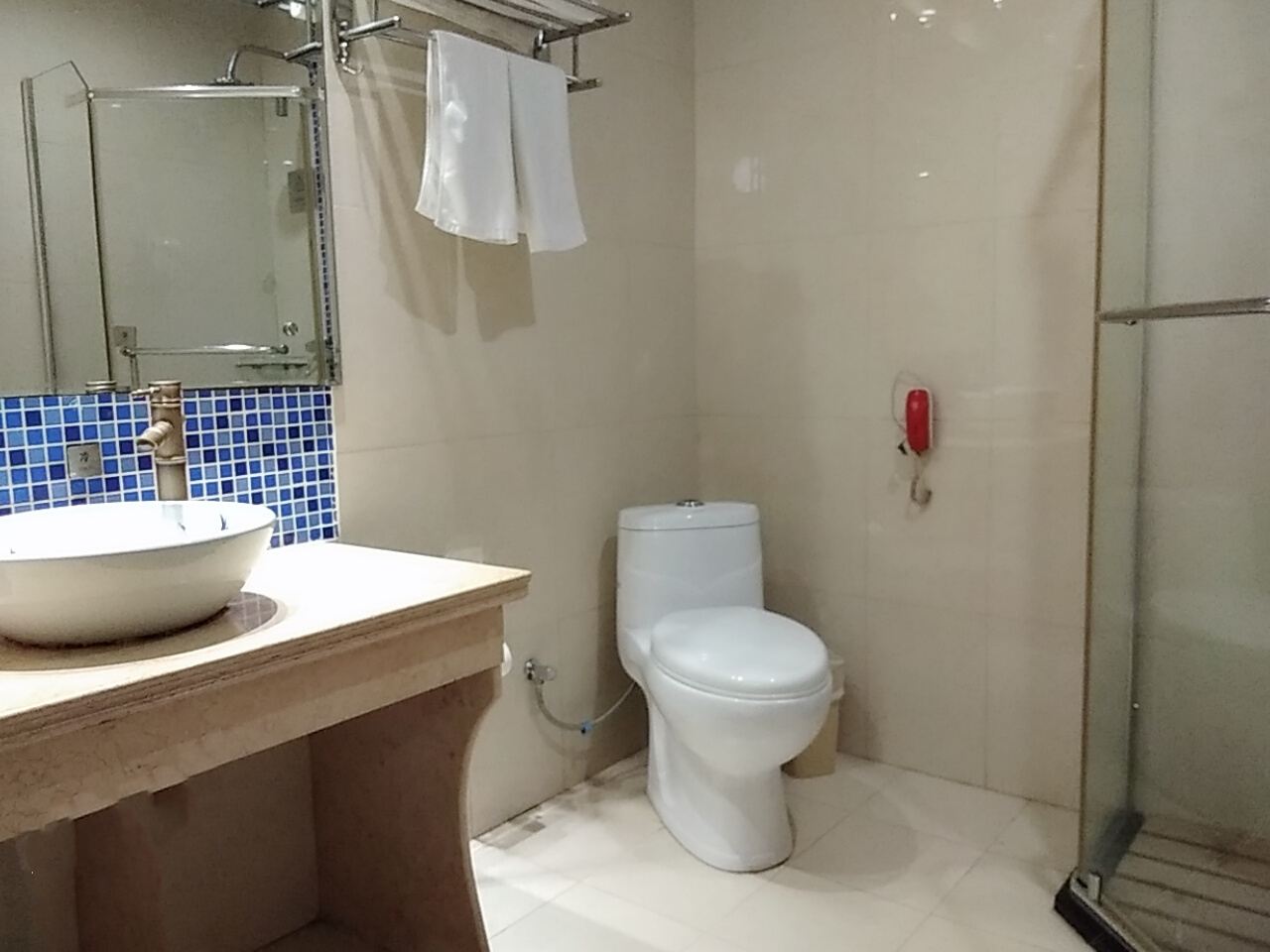 商务大床间