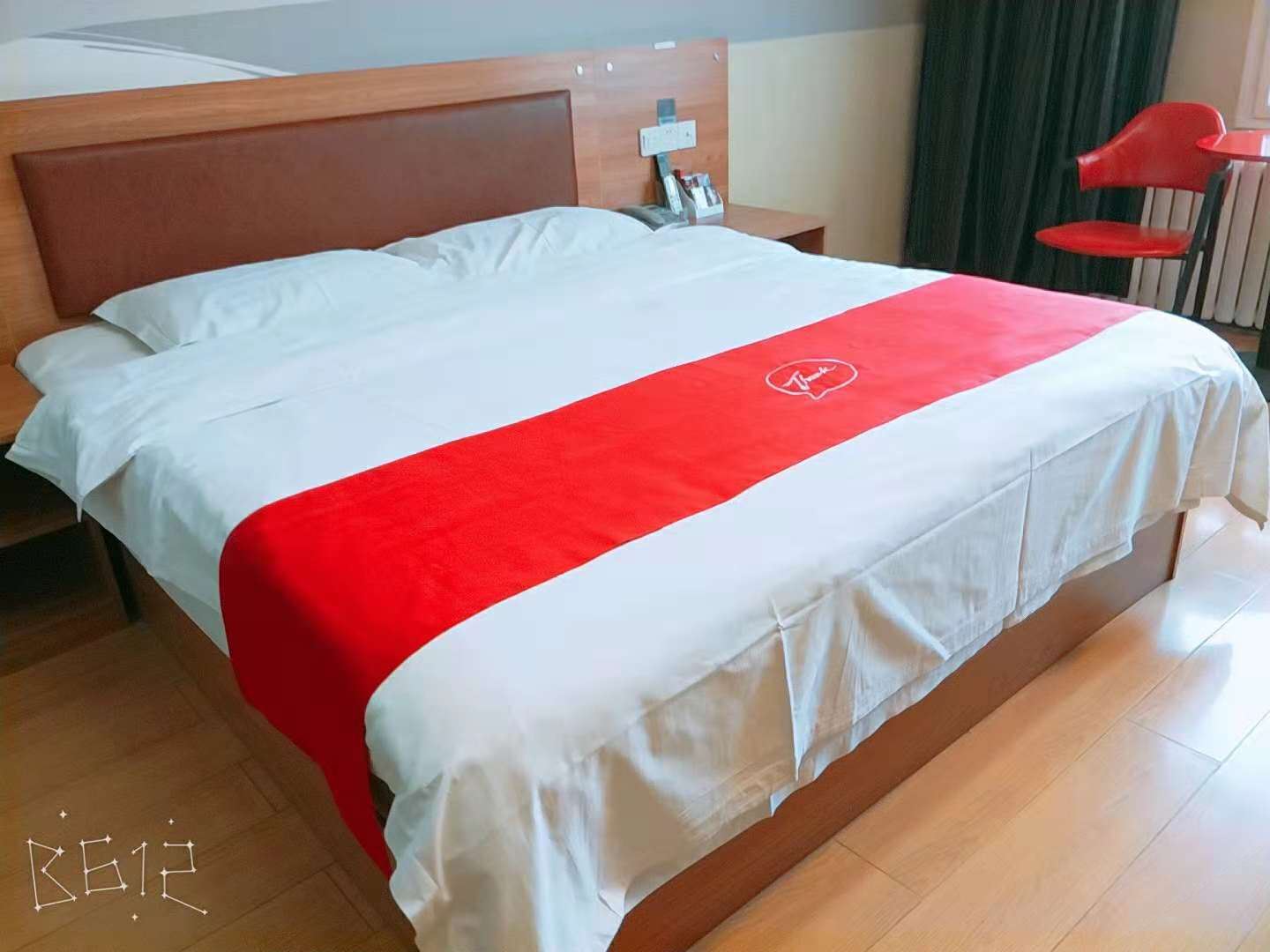 标准大床房