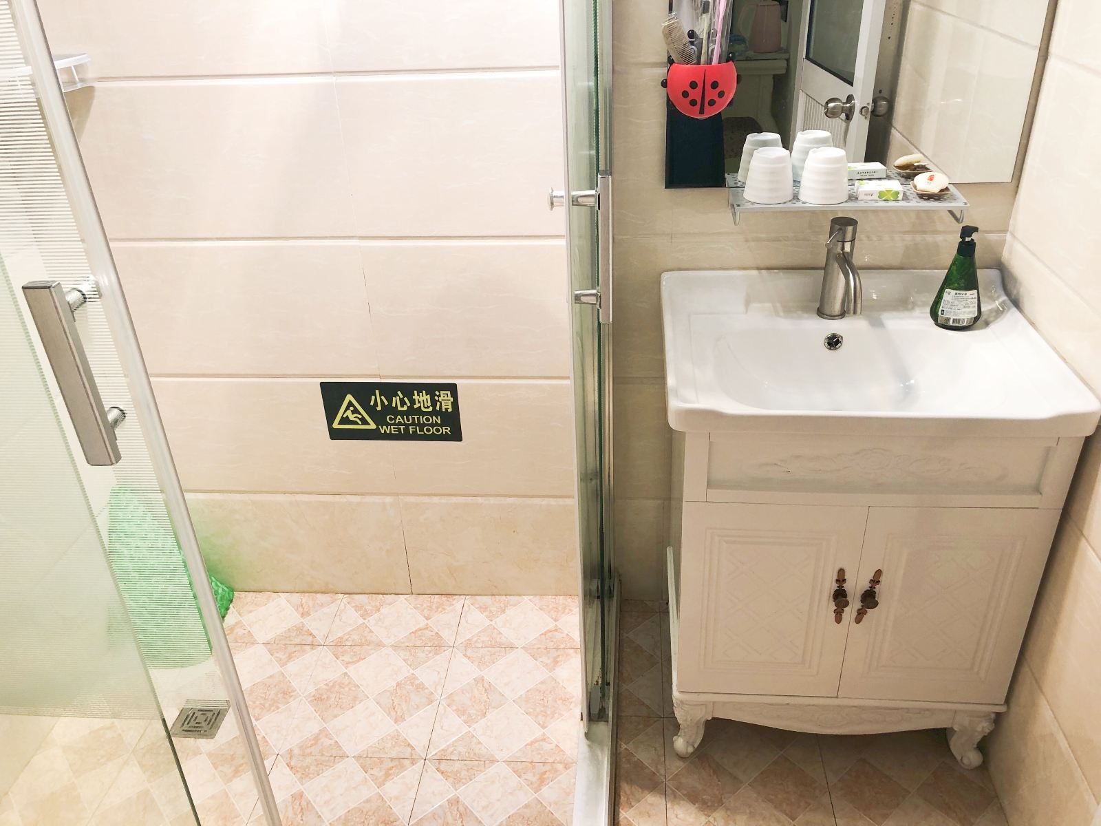 雅致大床房