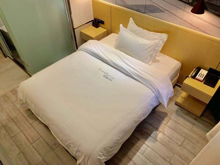 高级大床房A