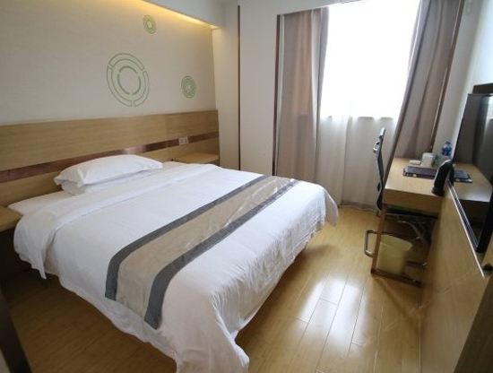 零压高级大床房
