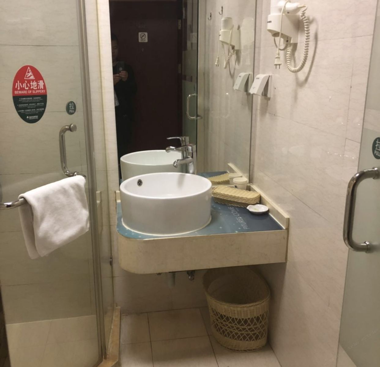 家庭房