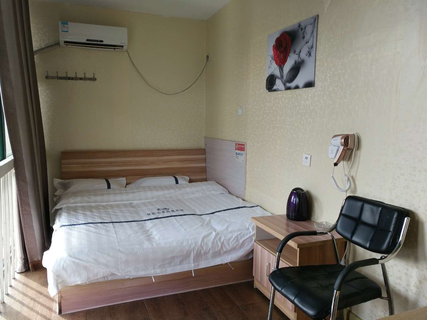 温馨大床房