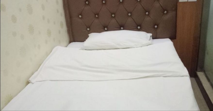 豪华大床房