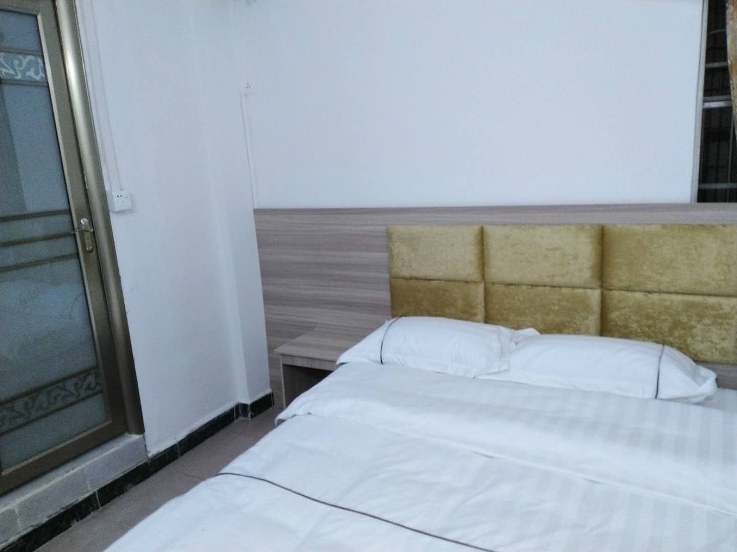 标准大床房