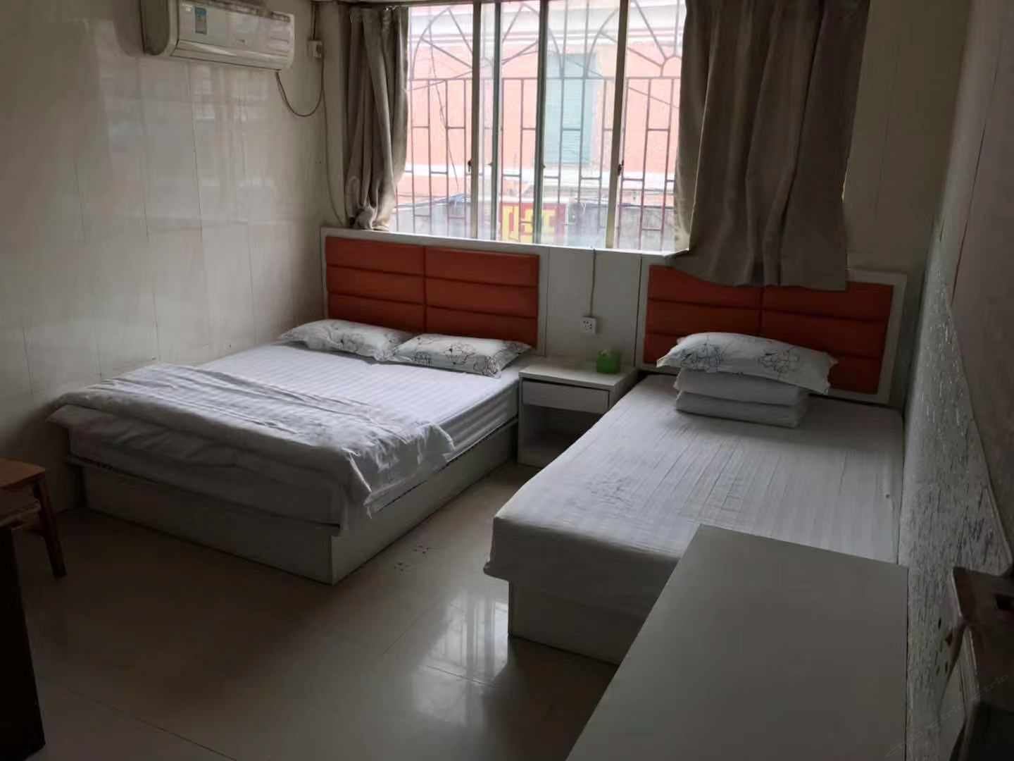 标准双床房