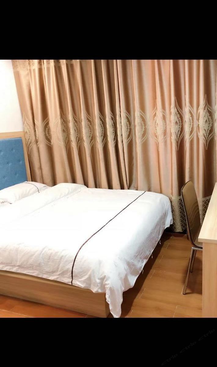 标准大床房