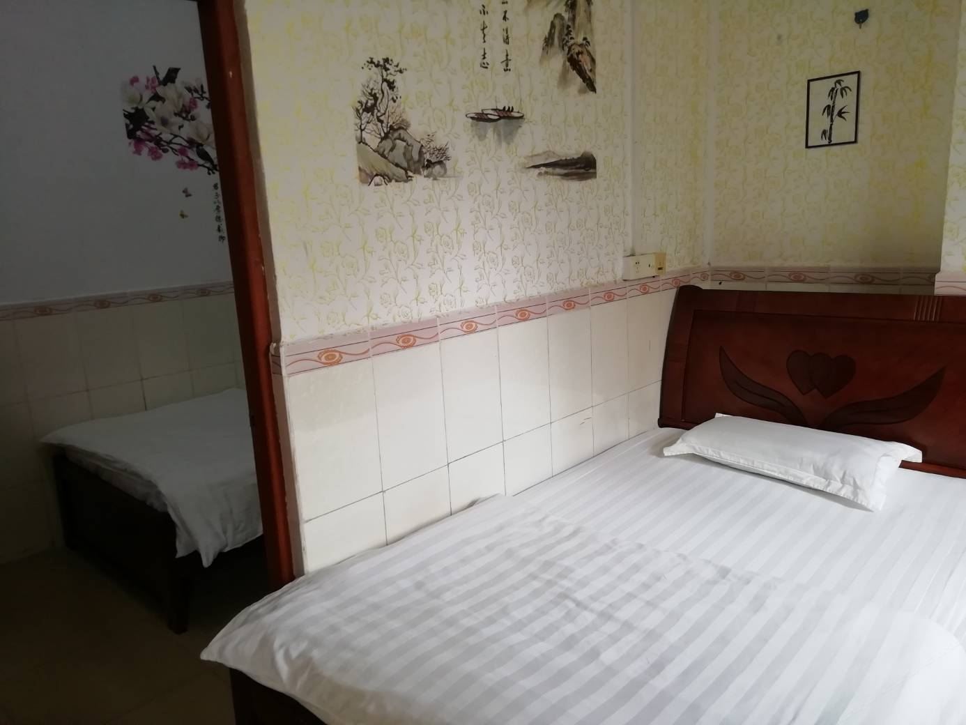 标准双床房