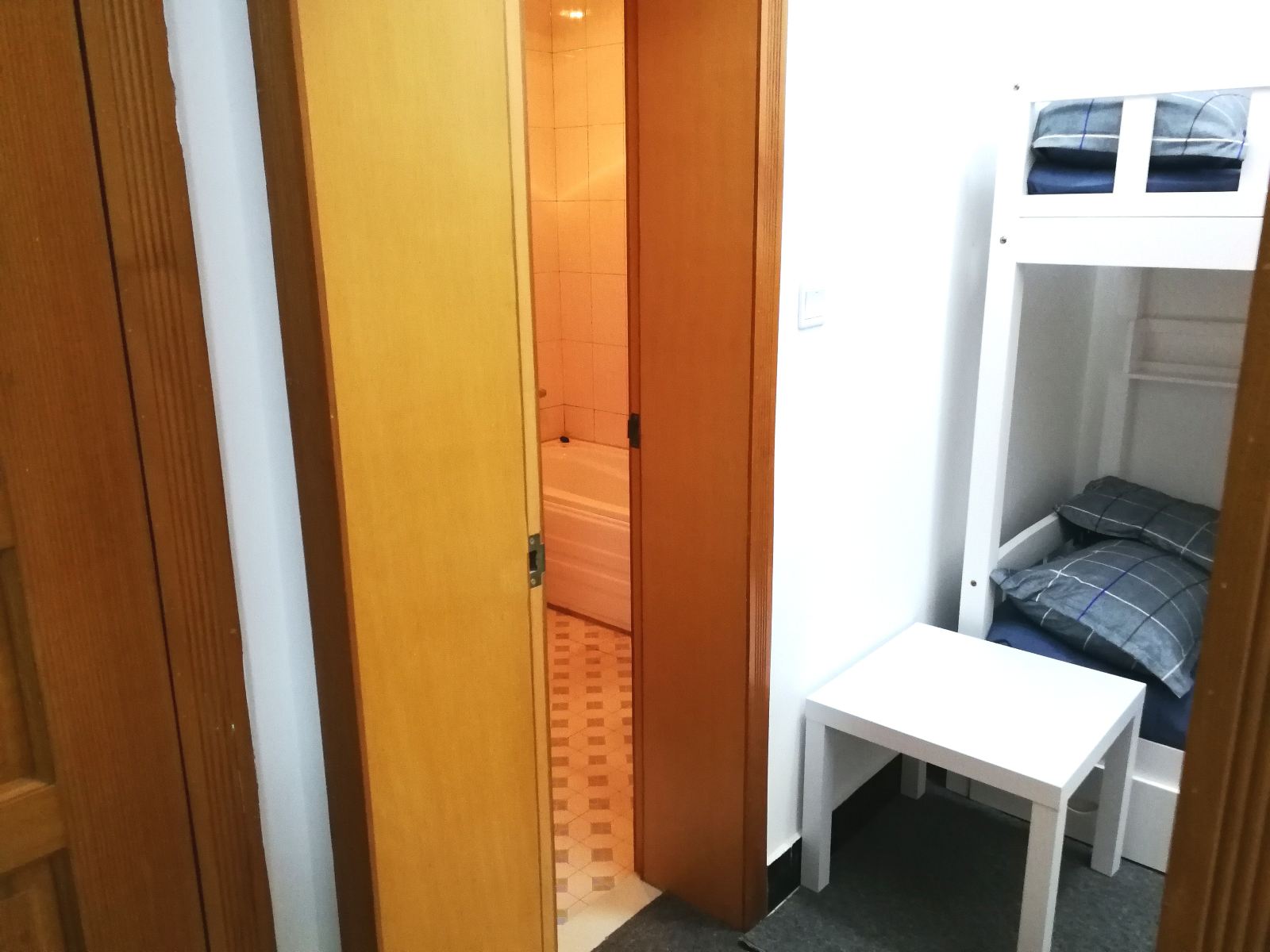 葛藟双人间(床位房)(公共卫浴)