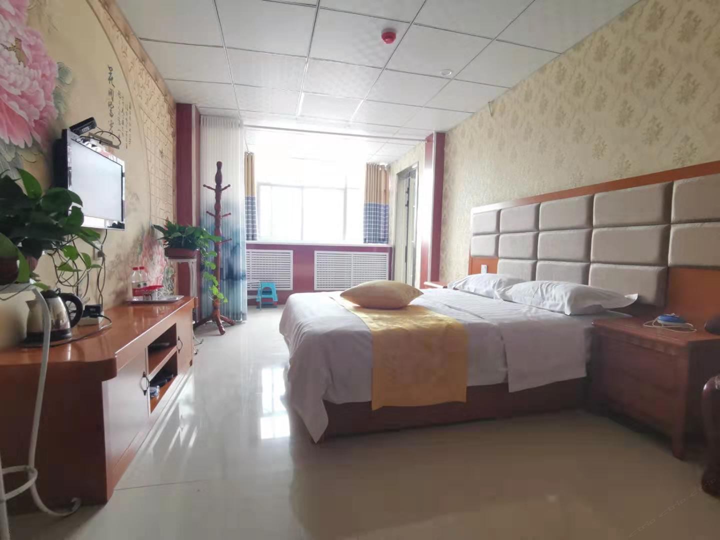 豪华大床房