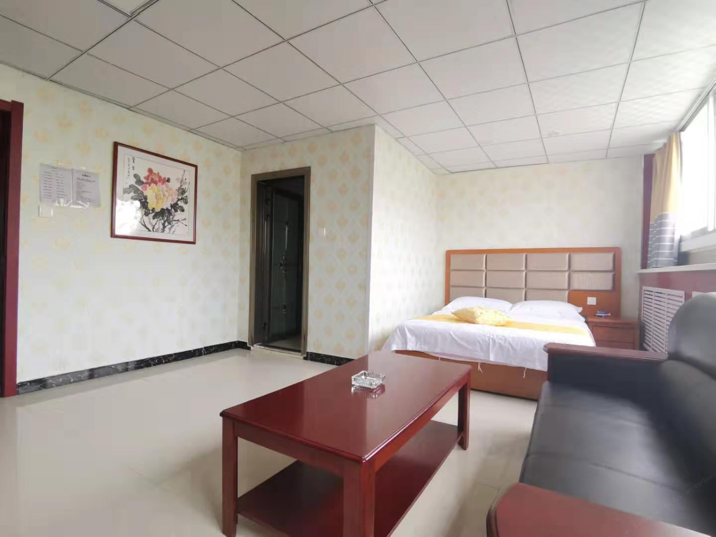 豪华大床房