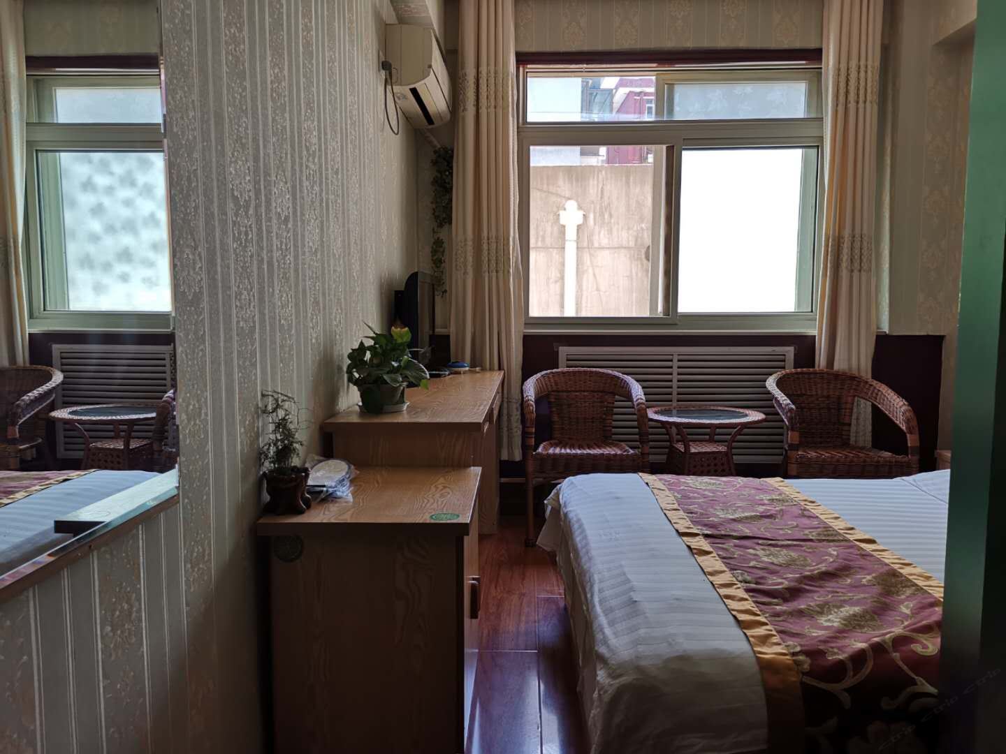 商务大床房