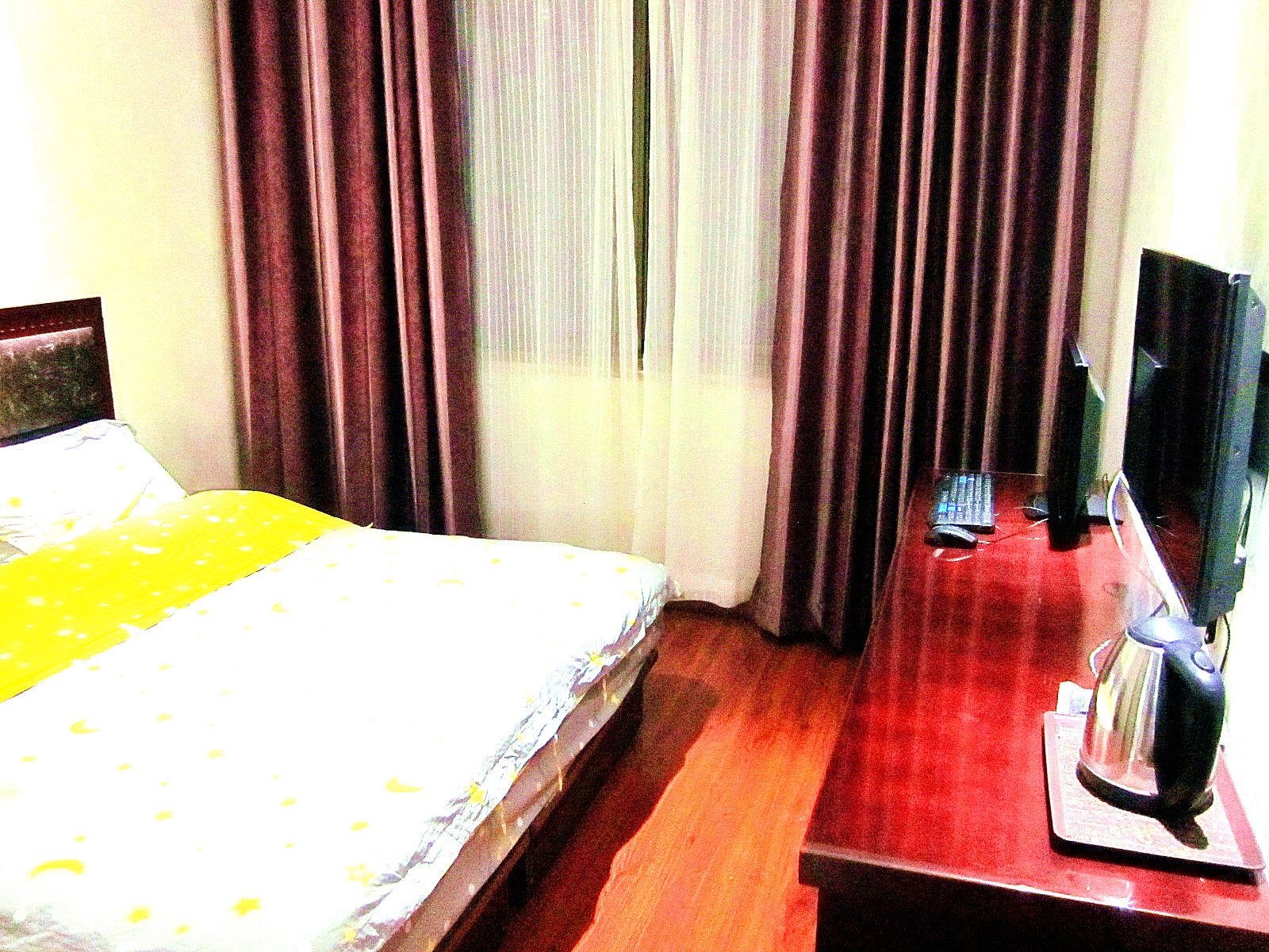商务大床间