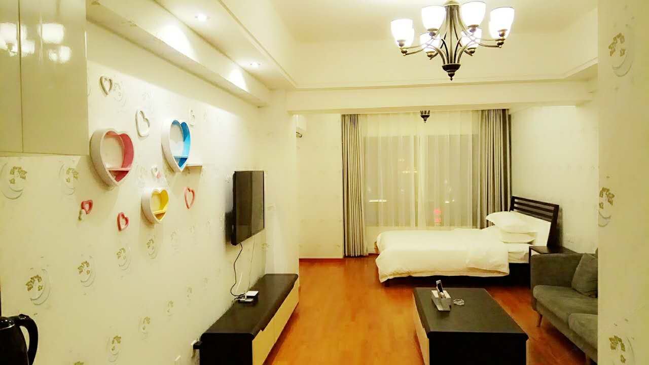 温馨大床房