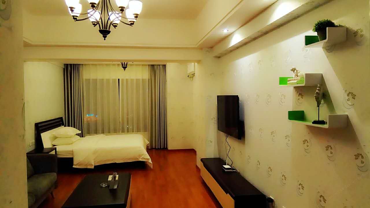 温馨大床房