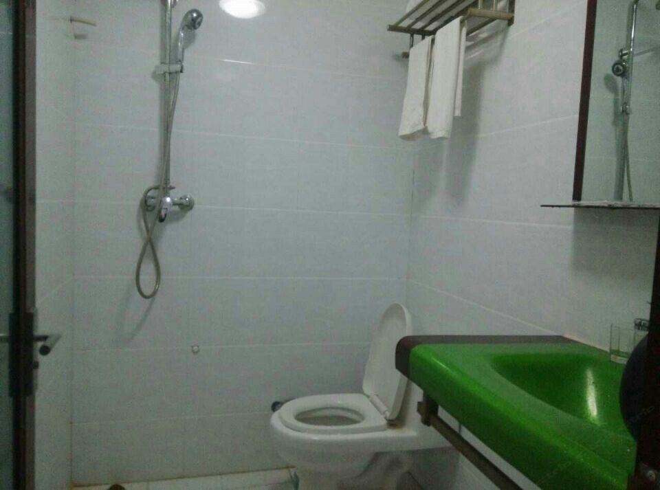 双人间