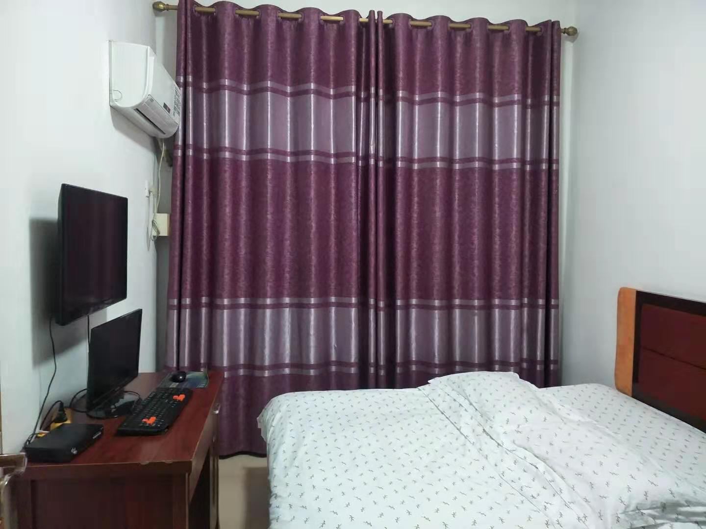 温馨电脑单间