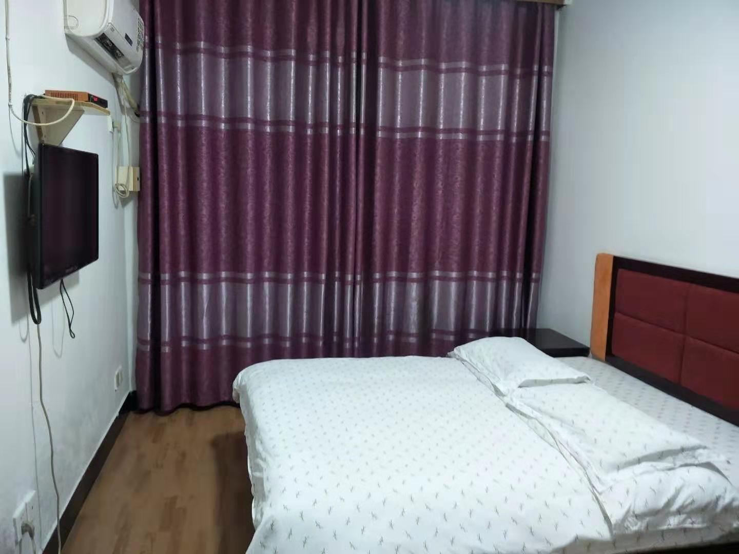 温馨浪漫大床房