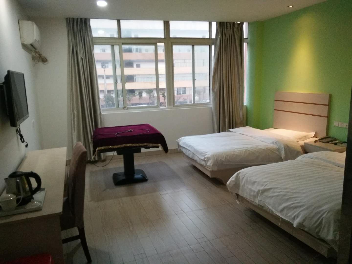 商务棋牌房