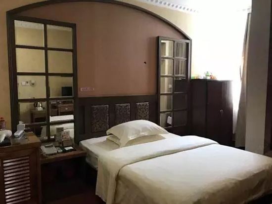 标准大床房