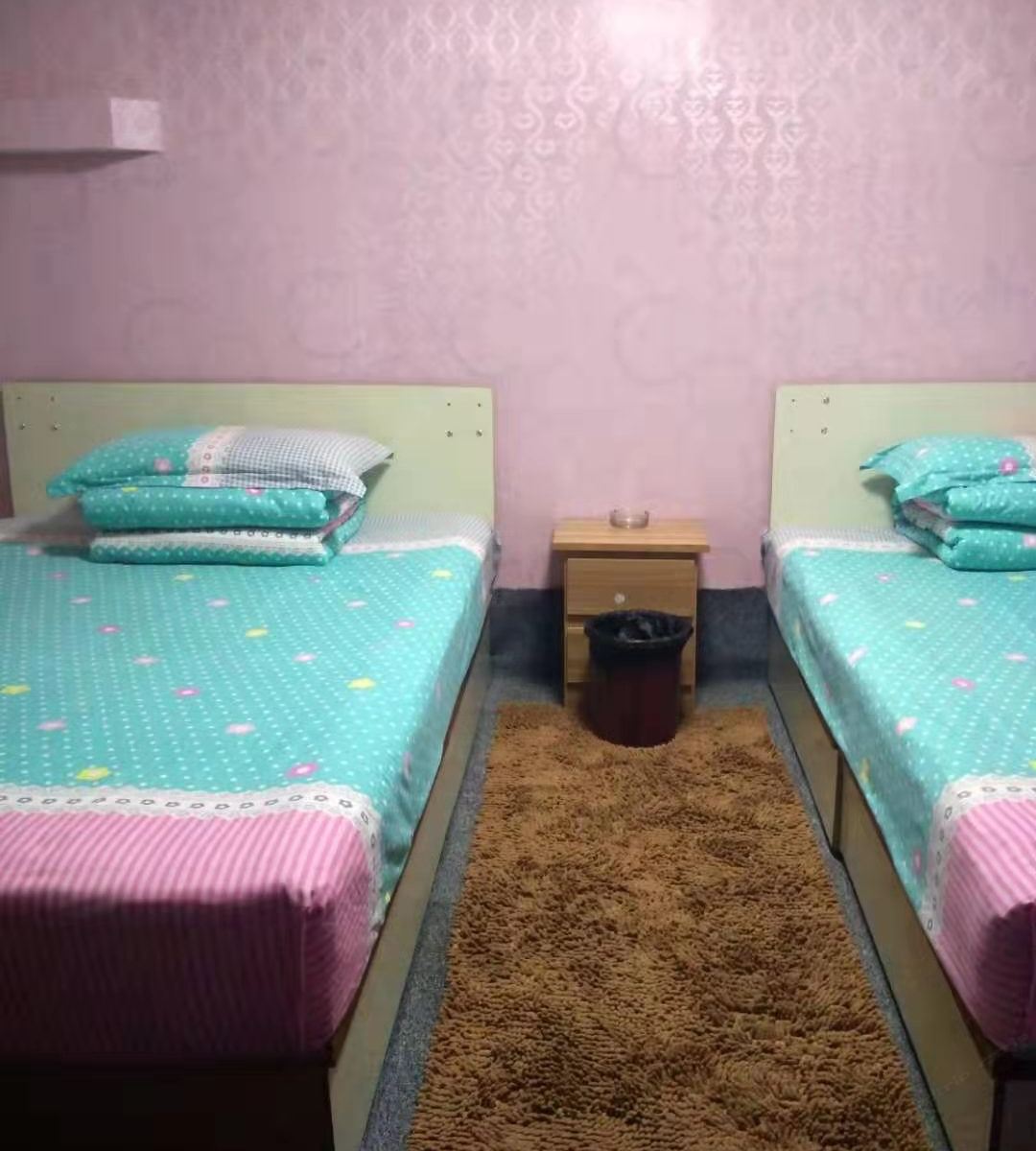 电脑双人间