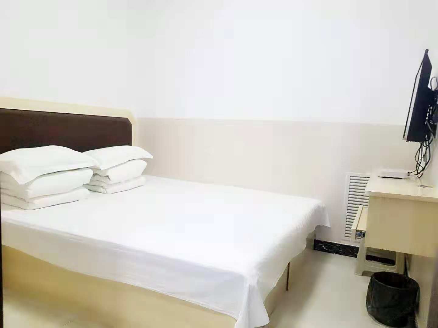 大床房(无窗)