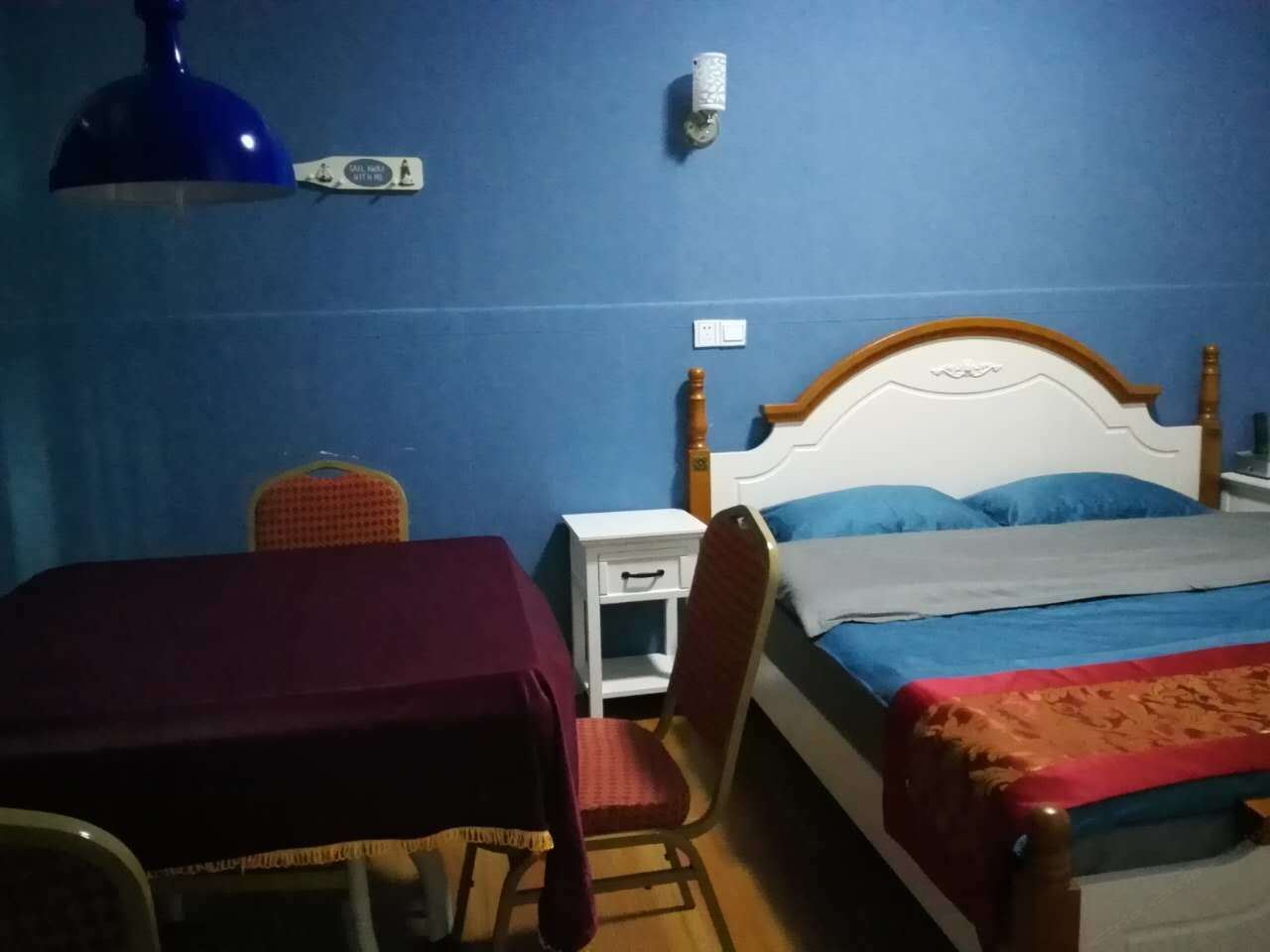 豪华大床房